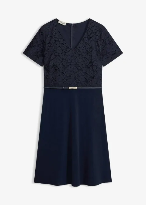 Robe courte avec ceinture et dentelle