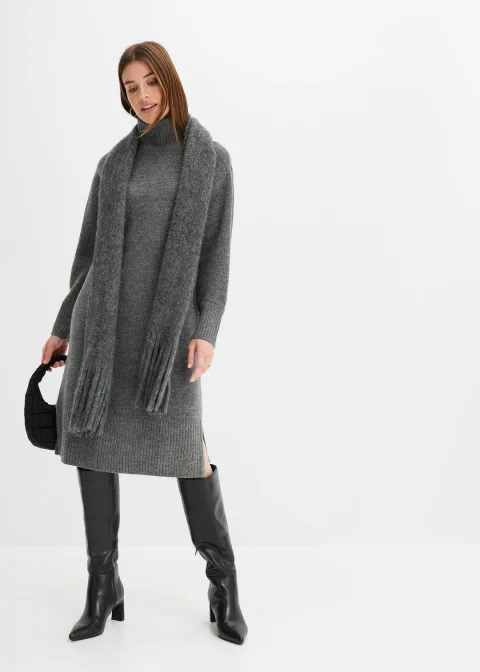Robe pull fendue sur le côté