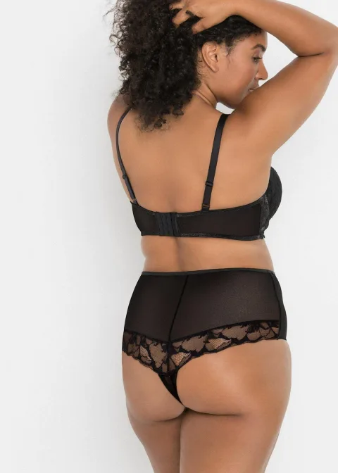 String taille haute en dentelle