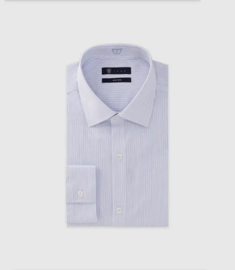 IZAC - Chemise infroissable à rayures bleue