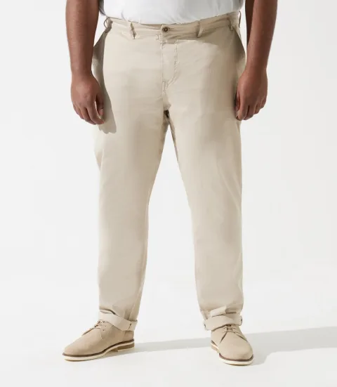 IZAC - Pantalon en coton stretch beige PACHELORBT