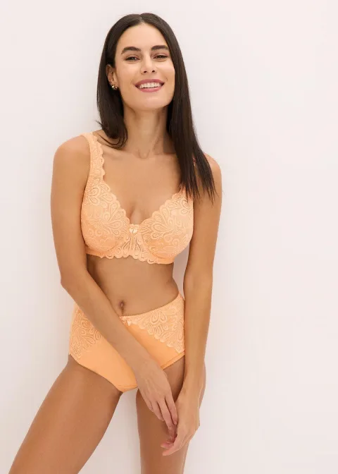 Soutien-gorge à armatures et bretelles rembourrées