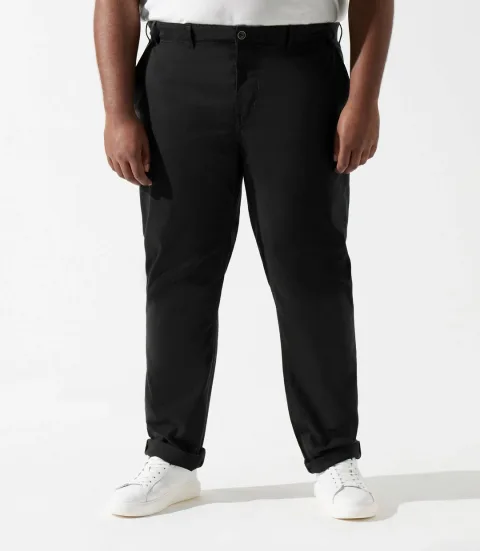 IZAC - Pantalon en coton stretch noir PACHELORBT