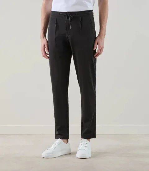 IZAC - Pantalon casual en maille noir