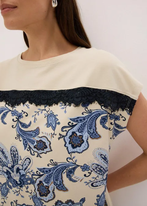 T-shirt oversize avec un galon de dentelle