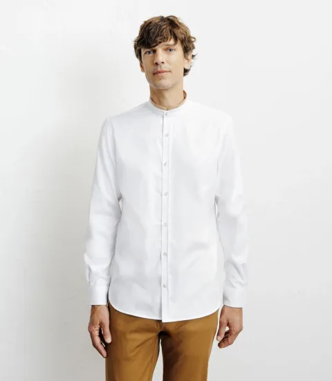 IZAC - Chemise casual col mao avec coudière en suède blanche