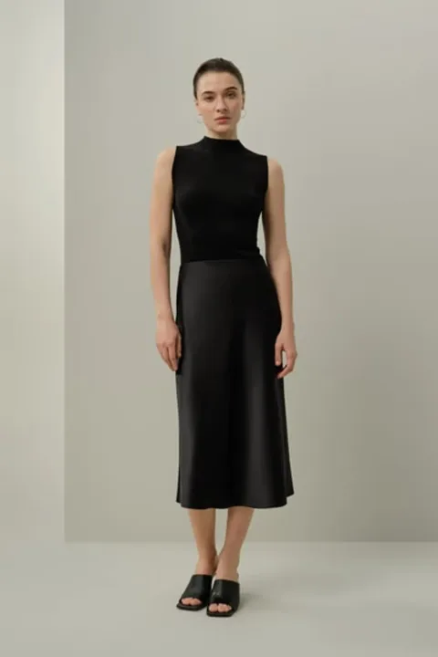 Jupe Luxueuse en Soie Coupée en Biais | Lavable, Silhouette Fluide
