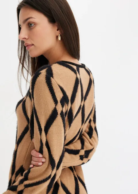 Robe en maille poilue avec motif en losange