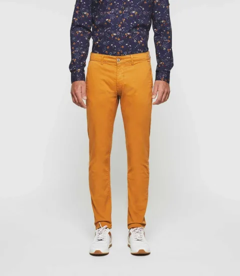 IZAC - Pantalon casual slim camel ''Pachelor''