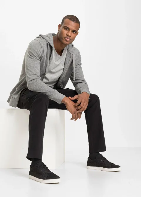 Pantalon slim extensible, jambes droites, avec poches cargo
