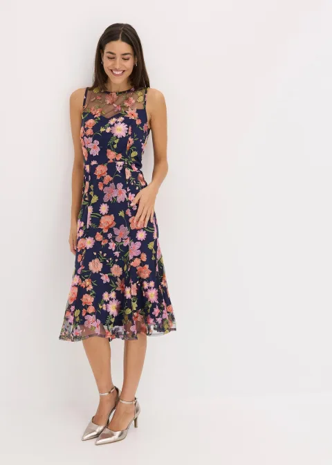 Robe midi avec broderies florales