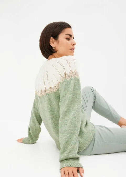 Pull ajouré
