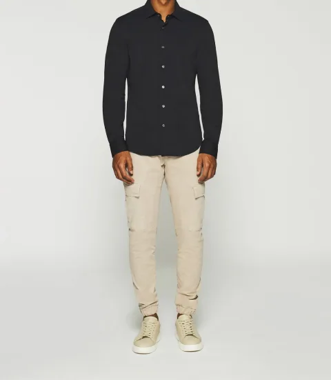 IZAC - Chemise regular en maille piquée noire MELCHIOR