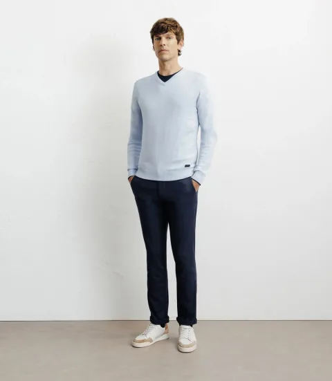 IZAC - Pull col V bleu ciel