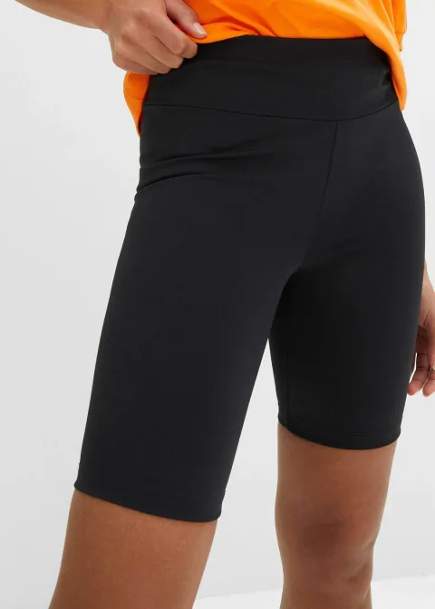 Cycliste de sport, longueur bermuda