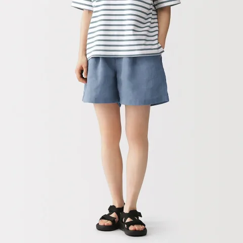 Short en lin délavé pour femme