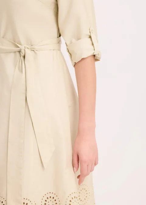Robe-chemise avec broderies anglaises