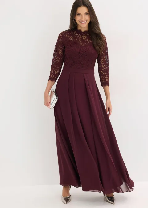 Robe longue avec dentelle