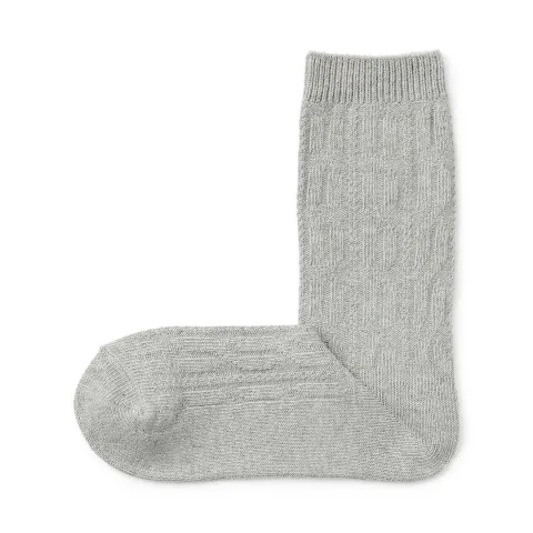 Chaussettes en maille torsadée à angle droit