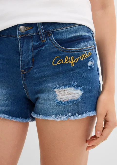 Short en jean à broderie