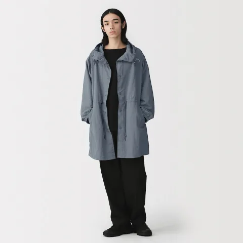 Manteau à capuche en nylon recyclé déperlant pour homme