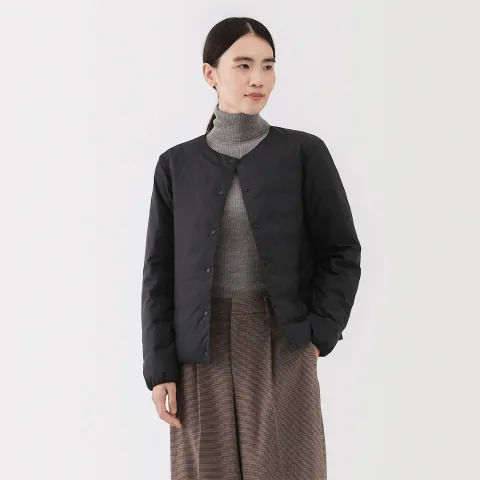 Veste légère pliable en nylon recyclé sans col pour femme