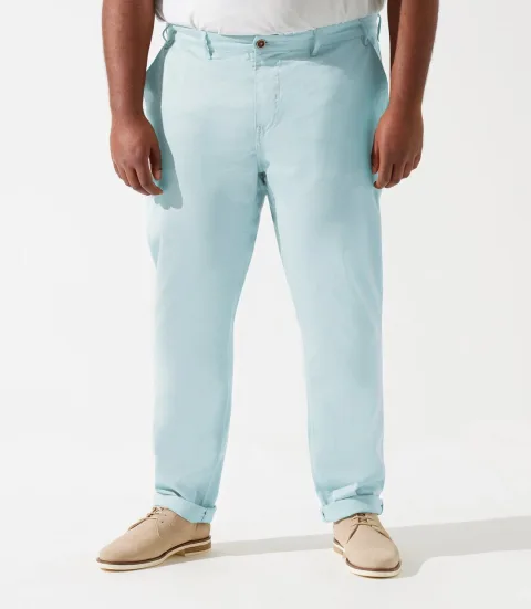 IZAC - Pantalon en coton stretch bleu ciel PACHELORBT