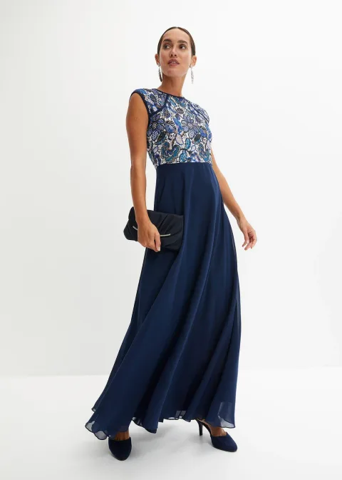 Robe longue à dentelle