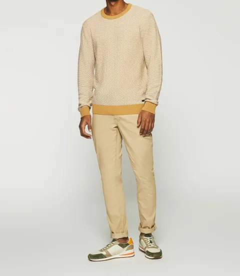 IZAC - Pull col rond en coton camel et écru DAMIAN