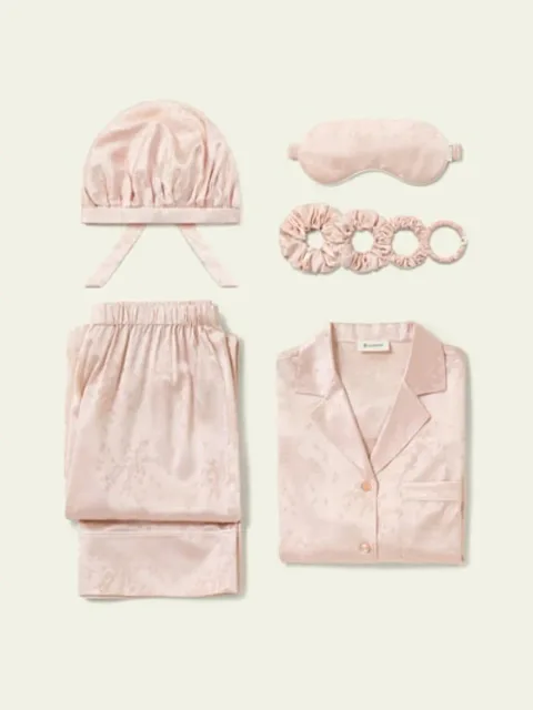 Coffret bien-être Sérénité Fleur pour la Fête des Mères – Ensemble pyjama en soie | LILYSILK