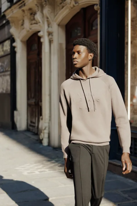 IZAC - Pull à capuche en maille chatain