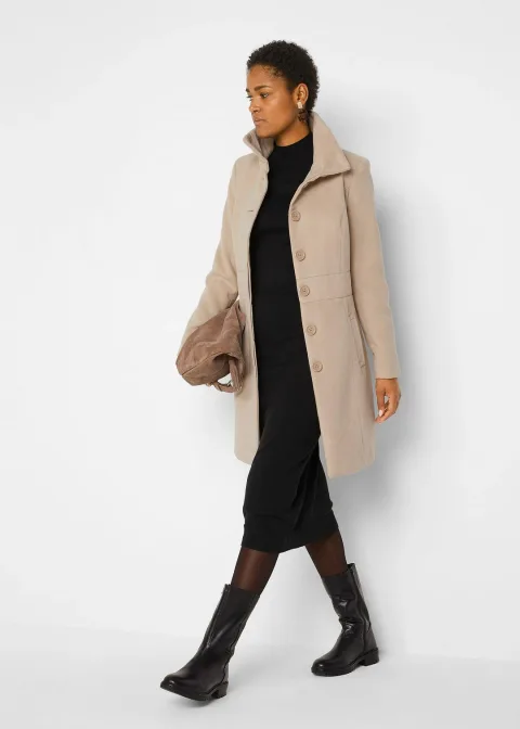 Robe en fine maille à col montant