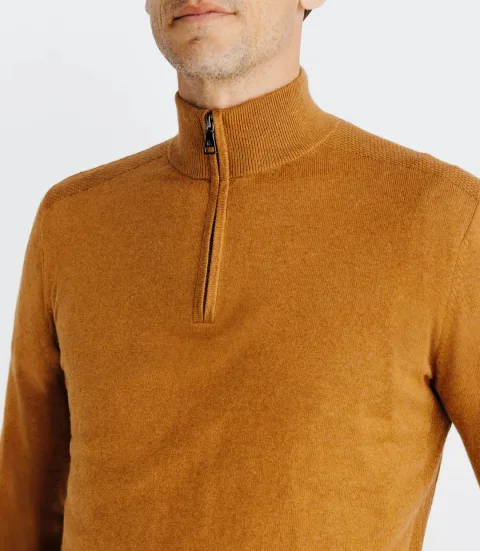 IZAC - Pull col montant zippé camel
