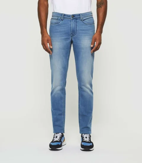 IZAC - Jean super slim en molleton bleu délavé ''Toupie''