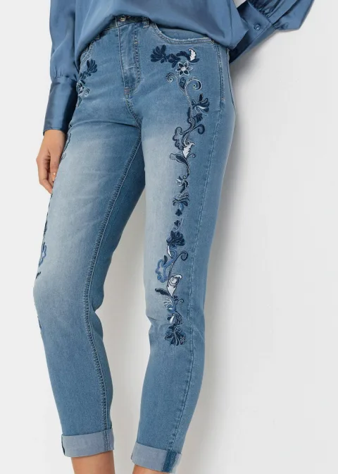 Jean slim taille mi-haute, court