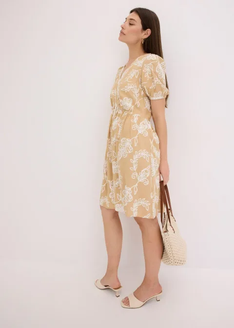 Robe-tunique brodée en viscose fluide