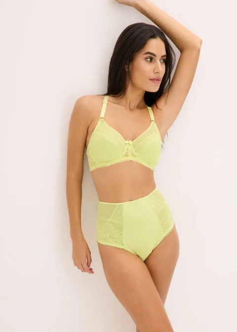 Slip taille haute avec une belle dentelle
