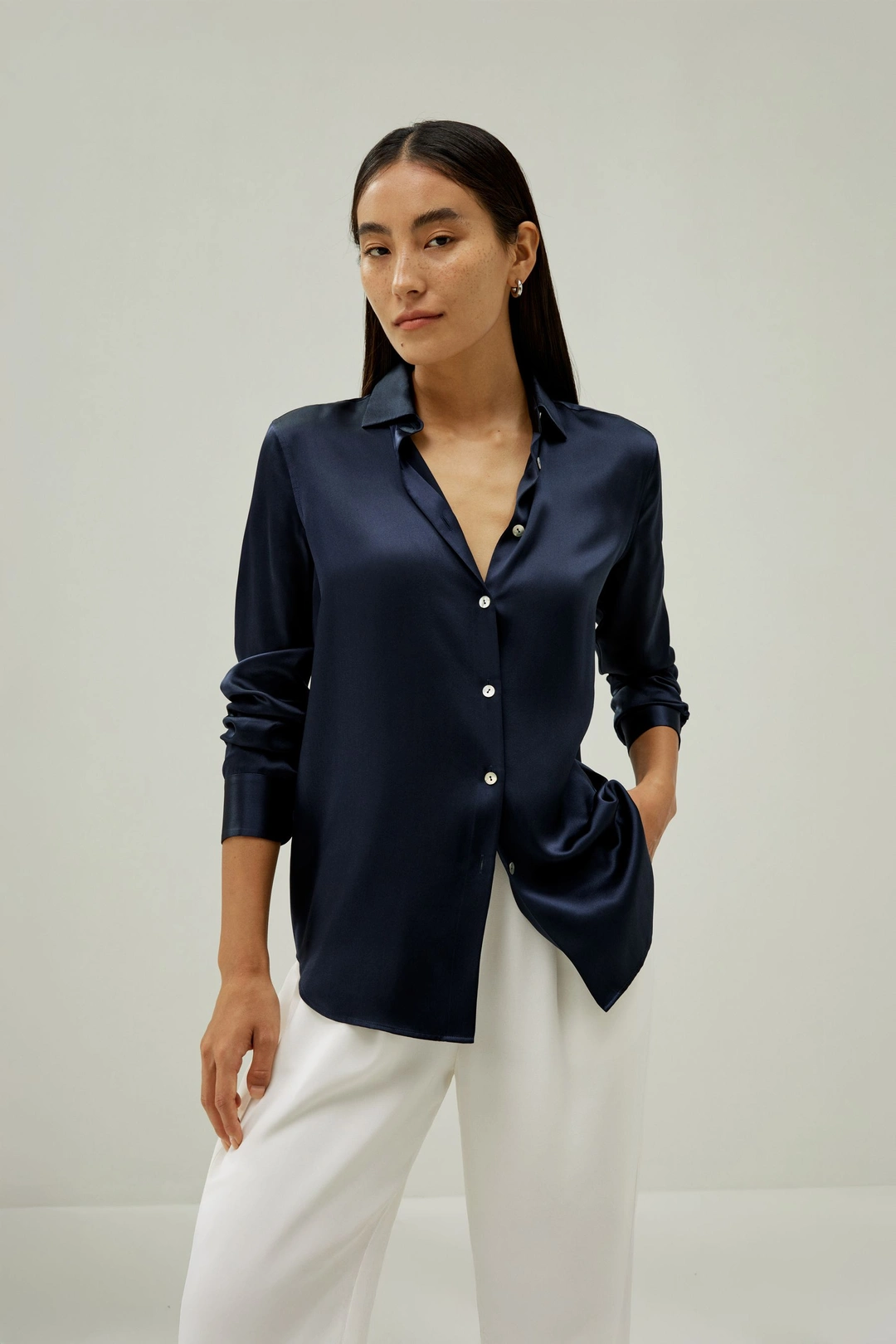 LILYSILK Chemise En Soie Boutonnée Élégante Soie Charmeuse 100 % S'Accorde Avec N'Importe Quelle Tenue Coupe Régulière Bleu Marine Xs