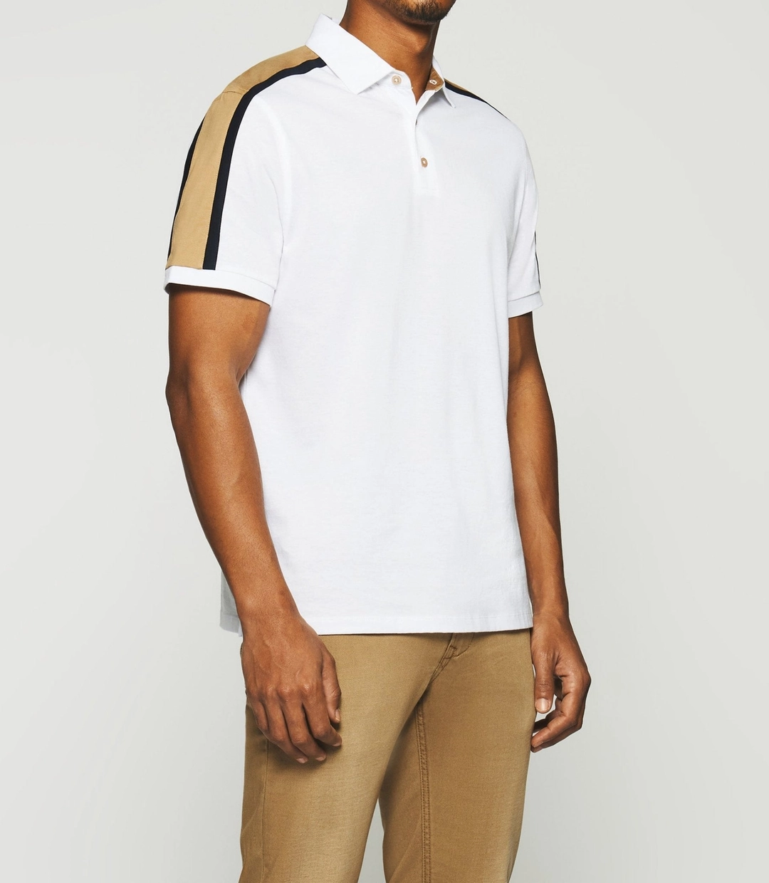IZAC - Polo uni manches courtes blanc et camel GABIN