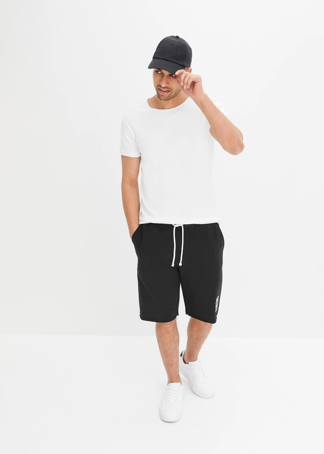 Bermuda sweat à bordures ouvertes en coton, Loose Fit - 2