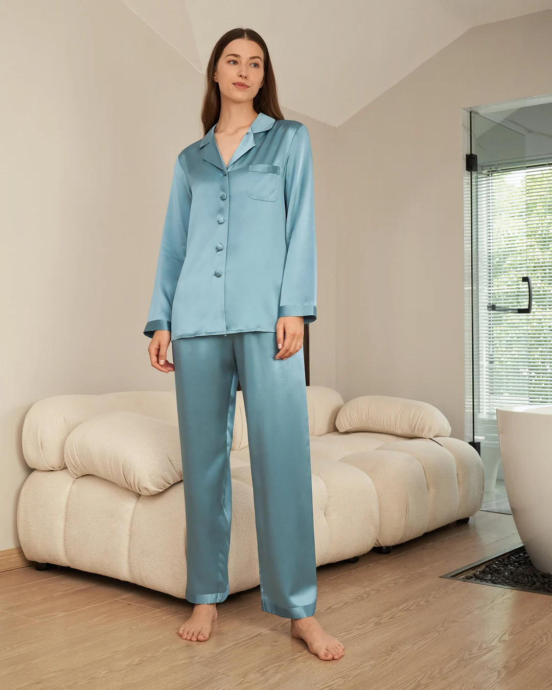 LILYSILK Pyjama Soie Noir Femme Noir Revers Crantés, Boutons Enveloppés De Soie 100% Soie Pure Maintient L'Hydratation Pour Mieux Dormir S