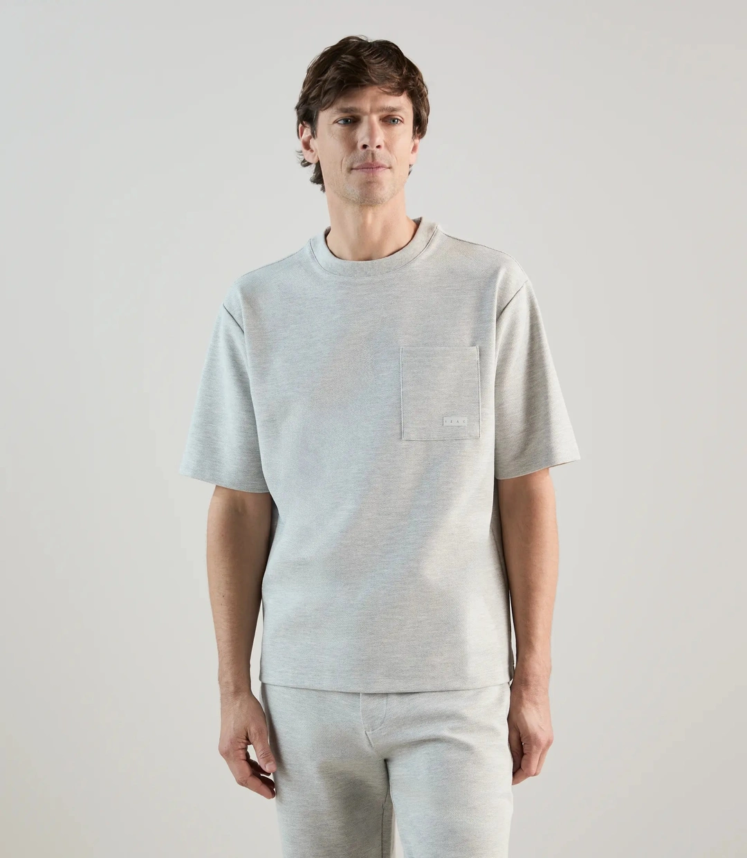 IZAC - T-shirt col rond en jeu de points gris chine
