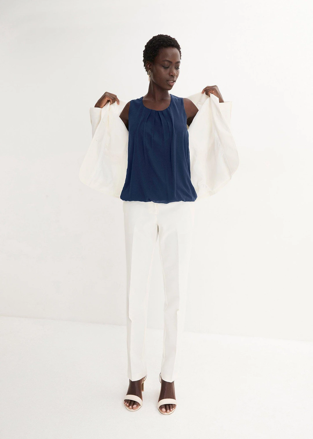 Blouse sans manches - 2