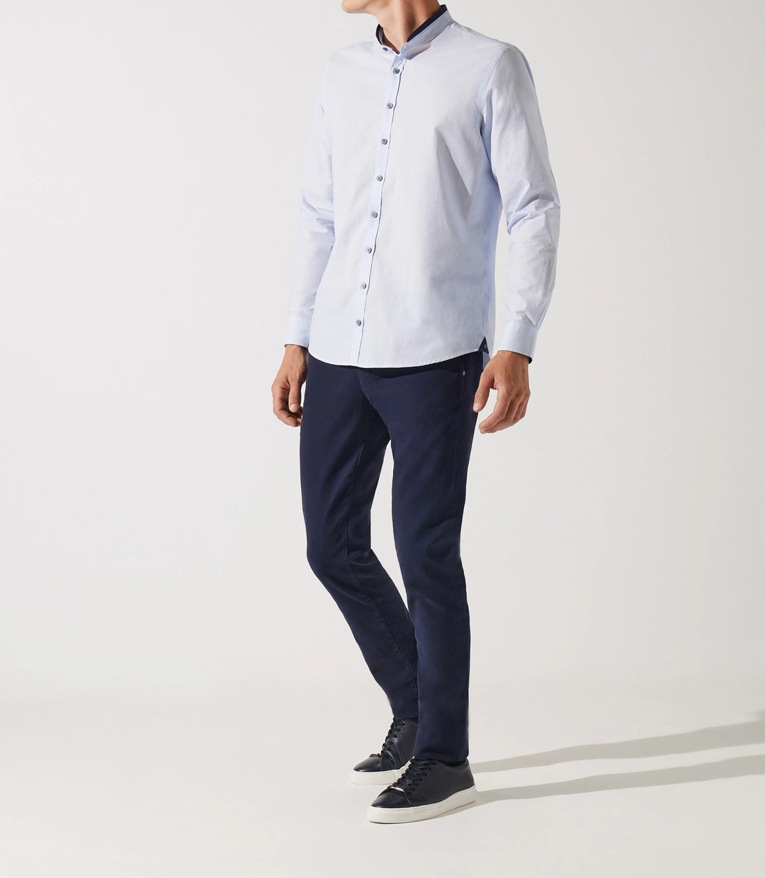 IZAC - Chemise col mao à coudières bleu ciel et marine JOYBT