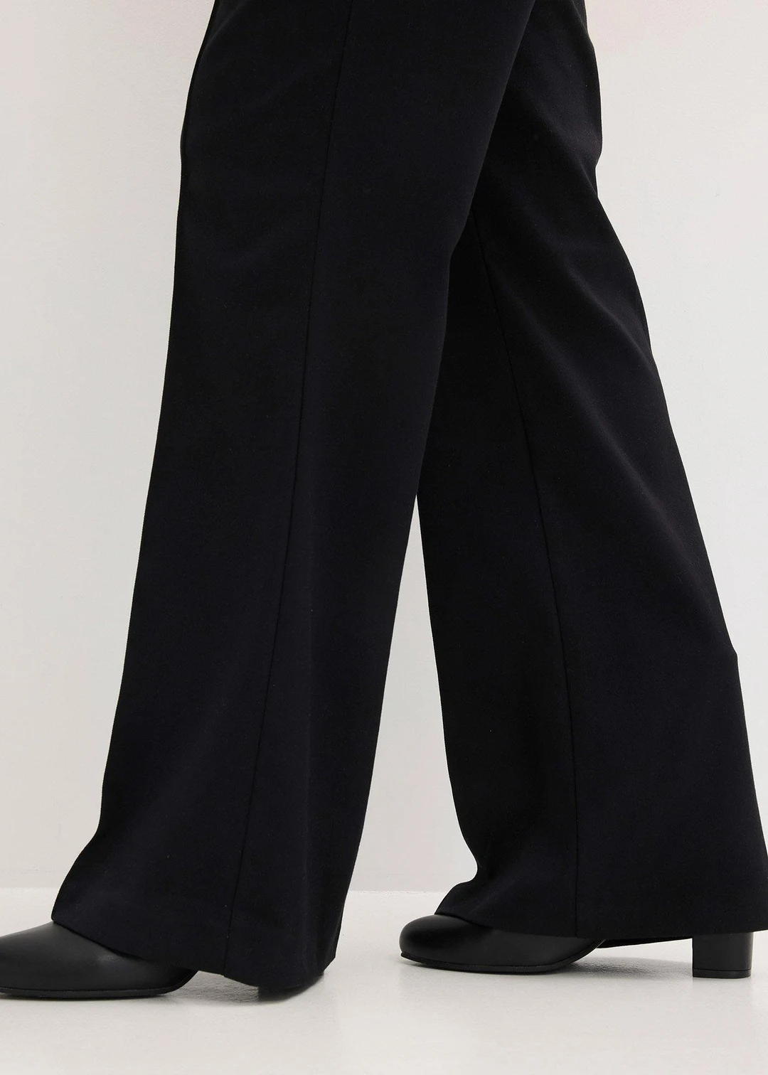 Pantalon de tailleur, jambe évasée - 3