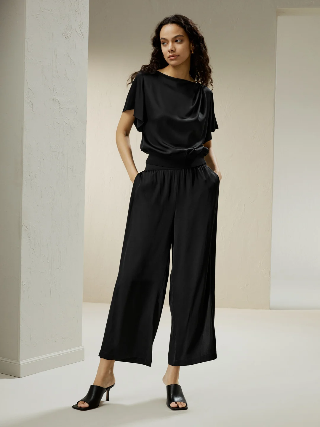 LILYSILK T Shirt En Soie Femme Noir Encolure Bateau, Bas Élastique Côtelé 100% Soie Pure Coutures Méticuleusement Travaillées XS