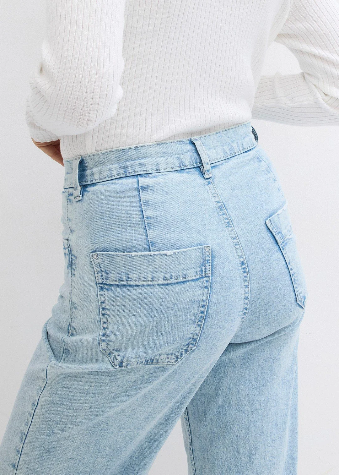 Jean large, taille haute, raccourci - 3
