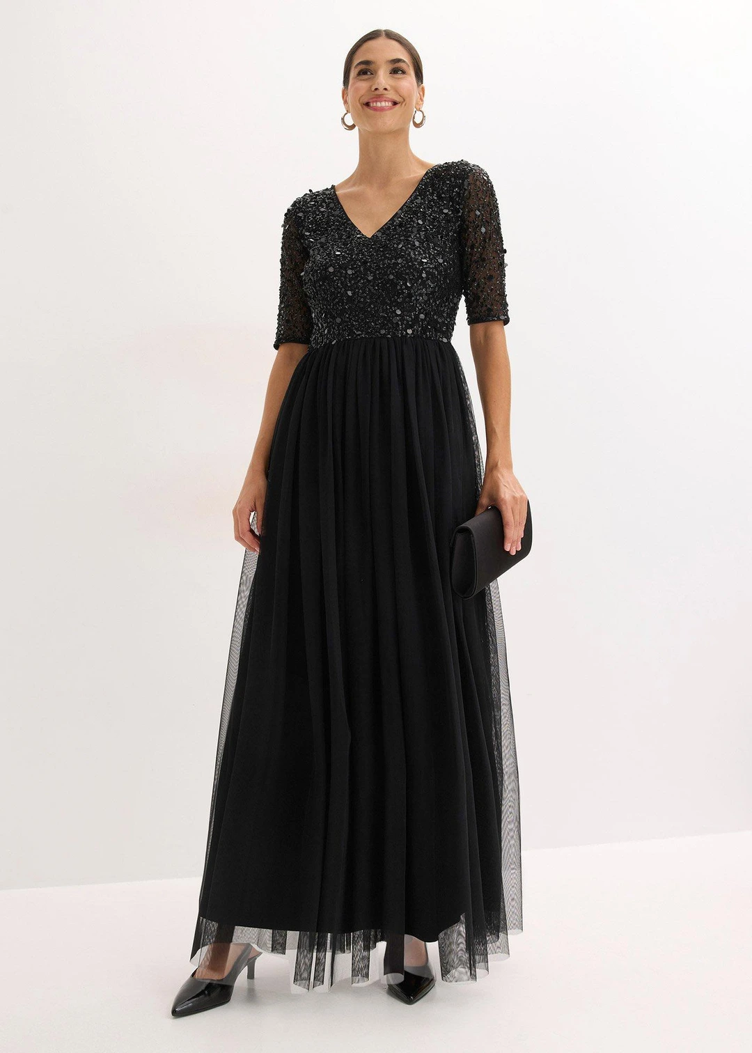 Robe de soirée en tulle avec haut brodé de sequins - 2