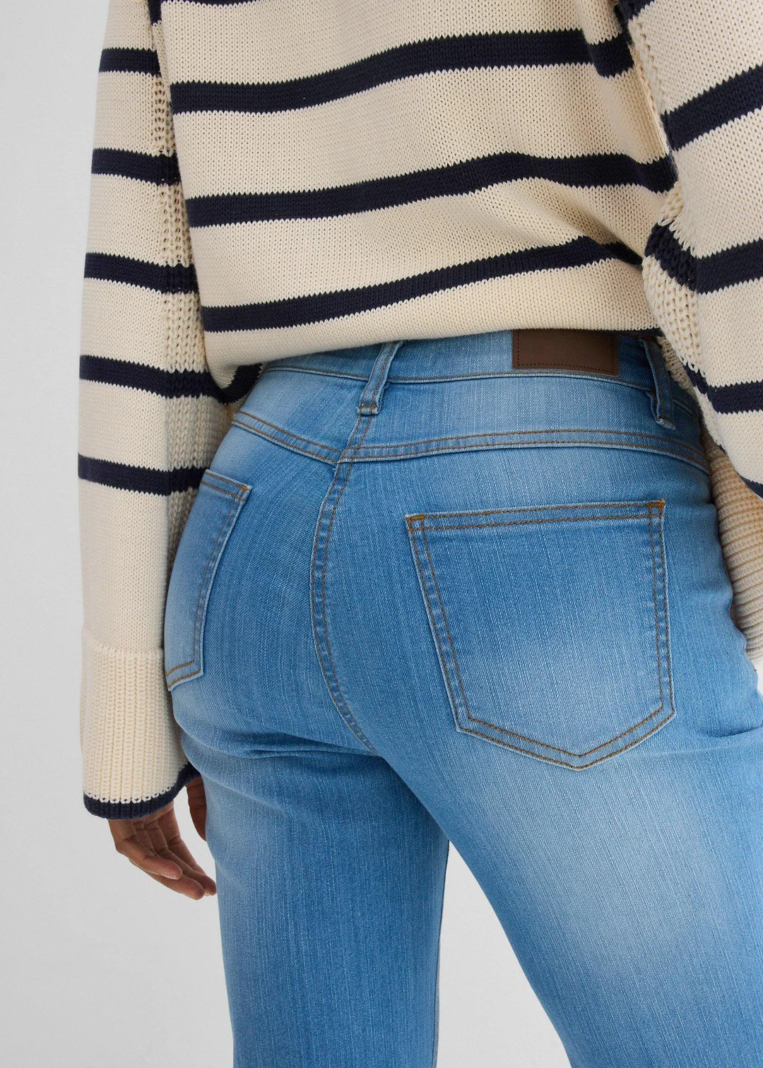 Jean bootcut taille mi-haute, extensible - 3