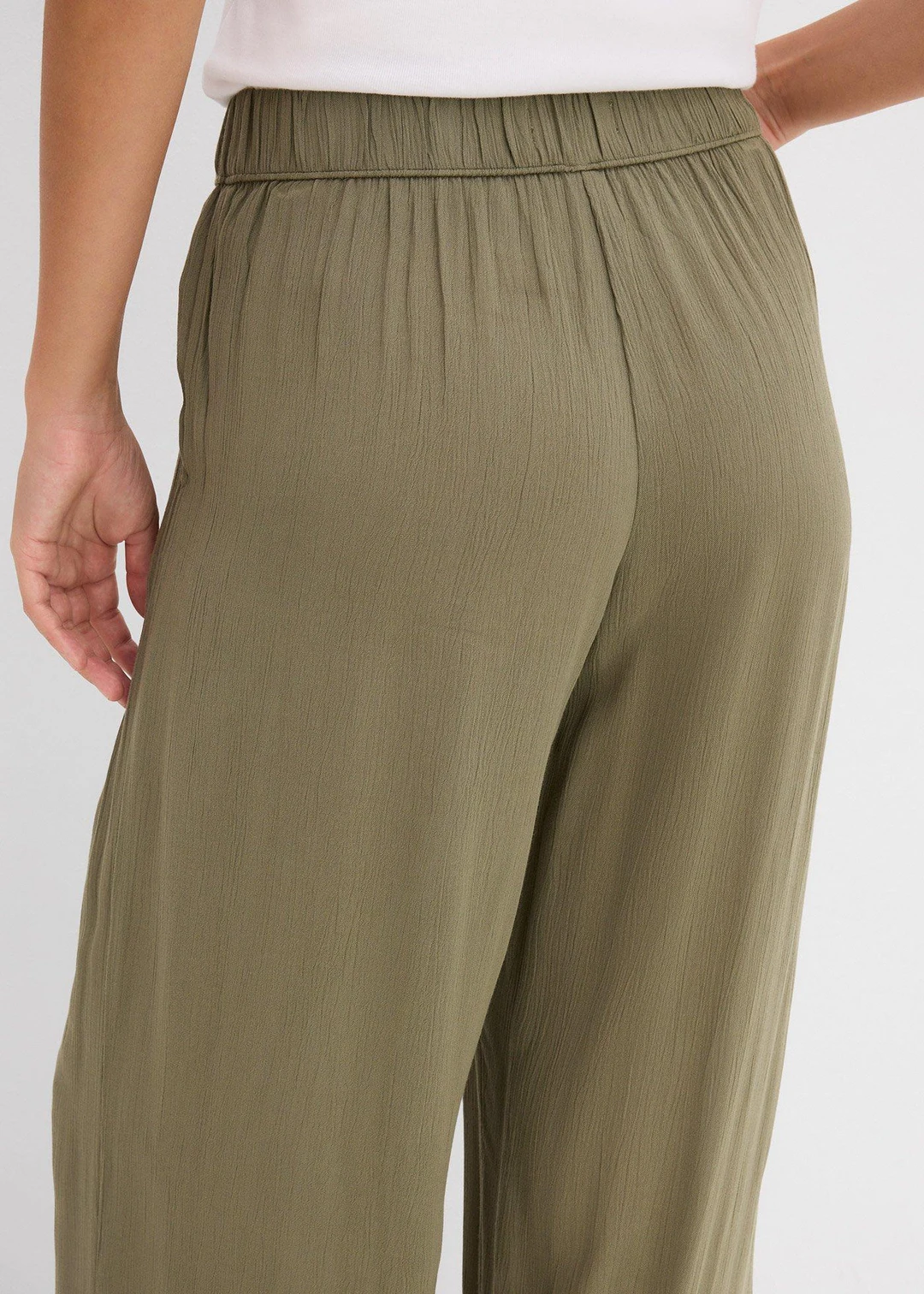 Pantalon large en viscose fluide - 3